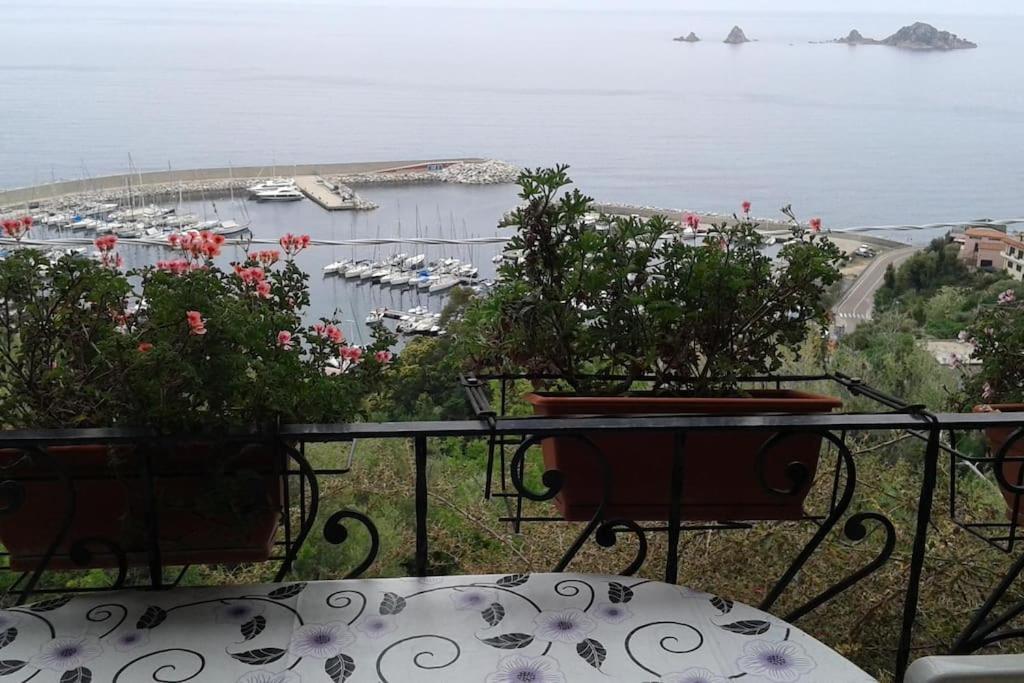 Meraviglioso Sul Porto Santa Maria Navarrese